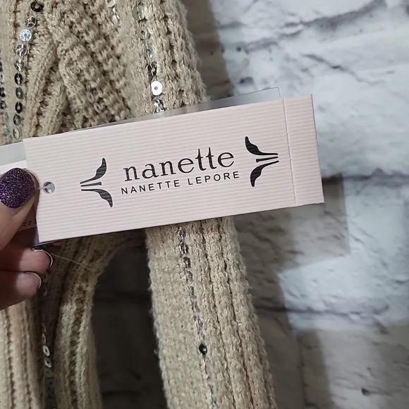 NWT Nanette Lepore Tan Short / Crop Sweater With Silver Sequins Medium - Picture 5 of 10